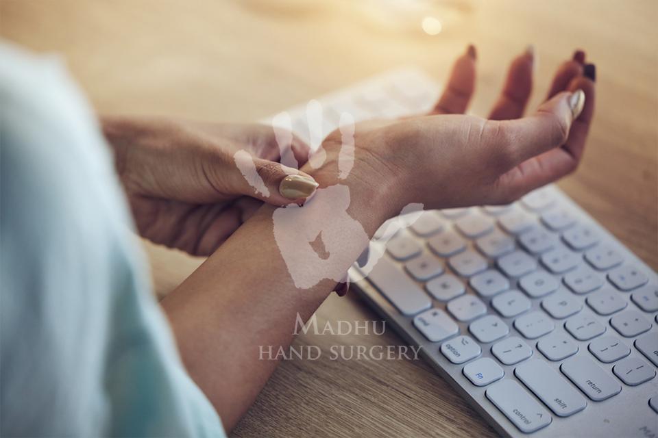 Office work with wrist pain
