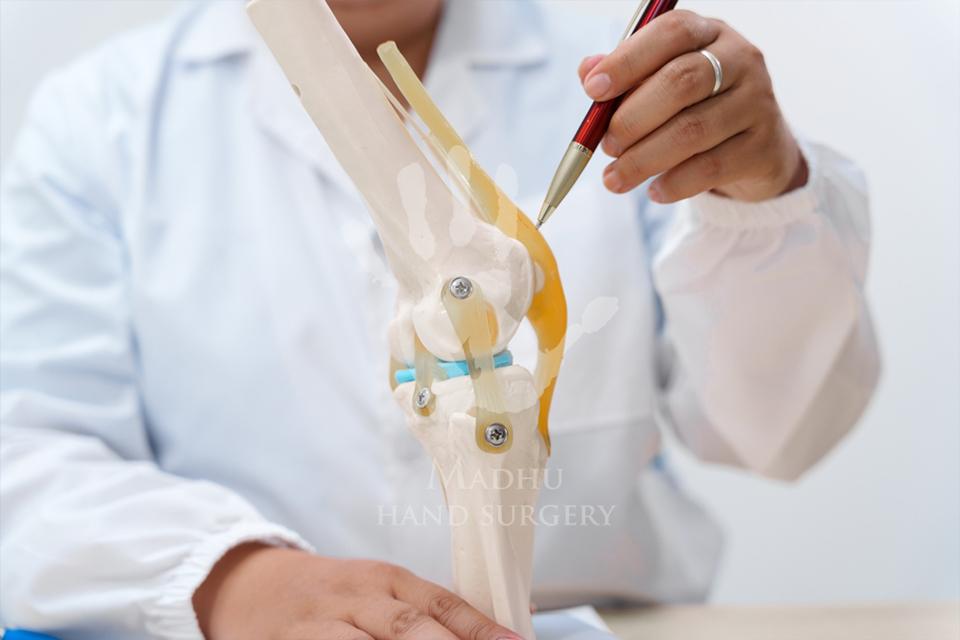 Assessing knee injuries