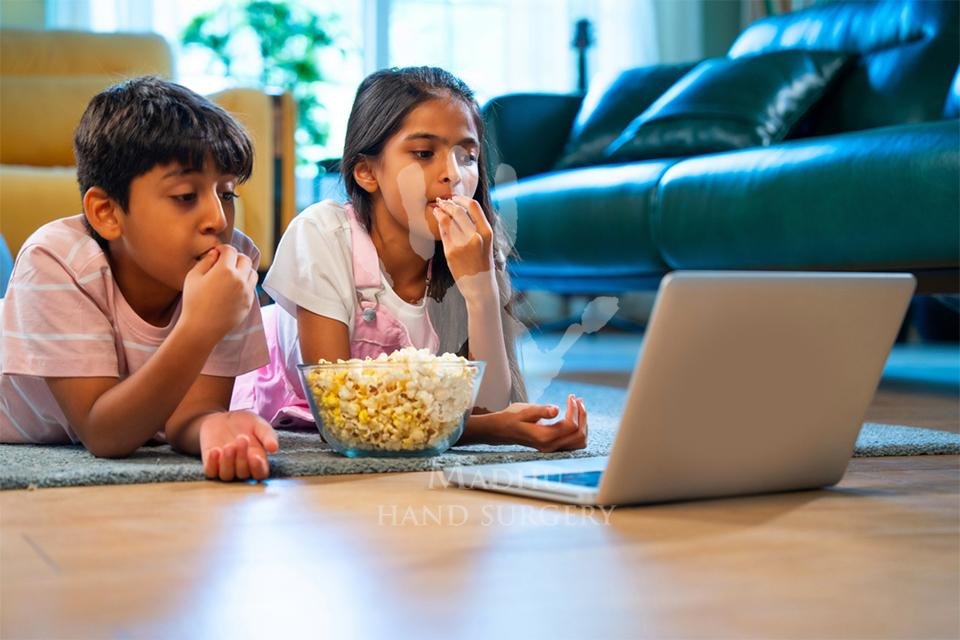 Kids watching laptop